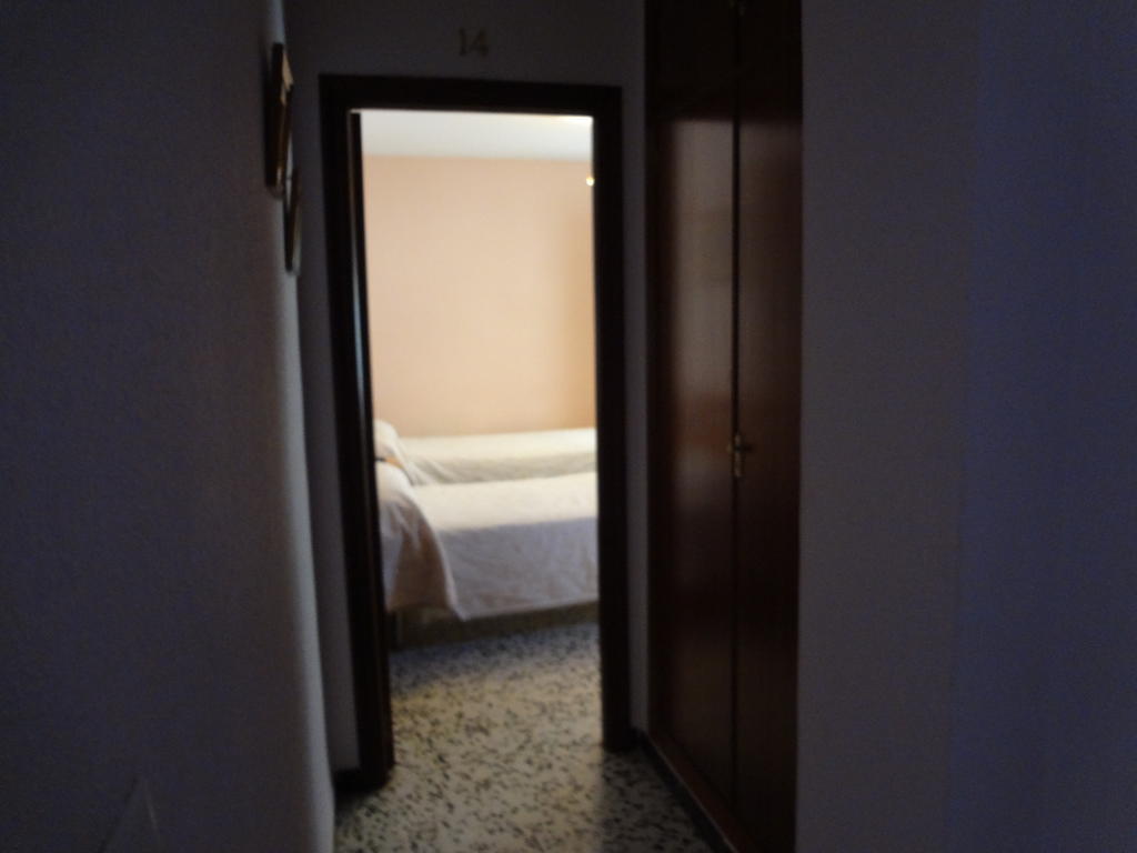 Hostal San Pedro Sanlúcar la Mayor Kültér fotó