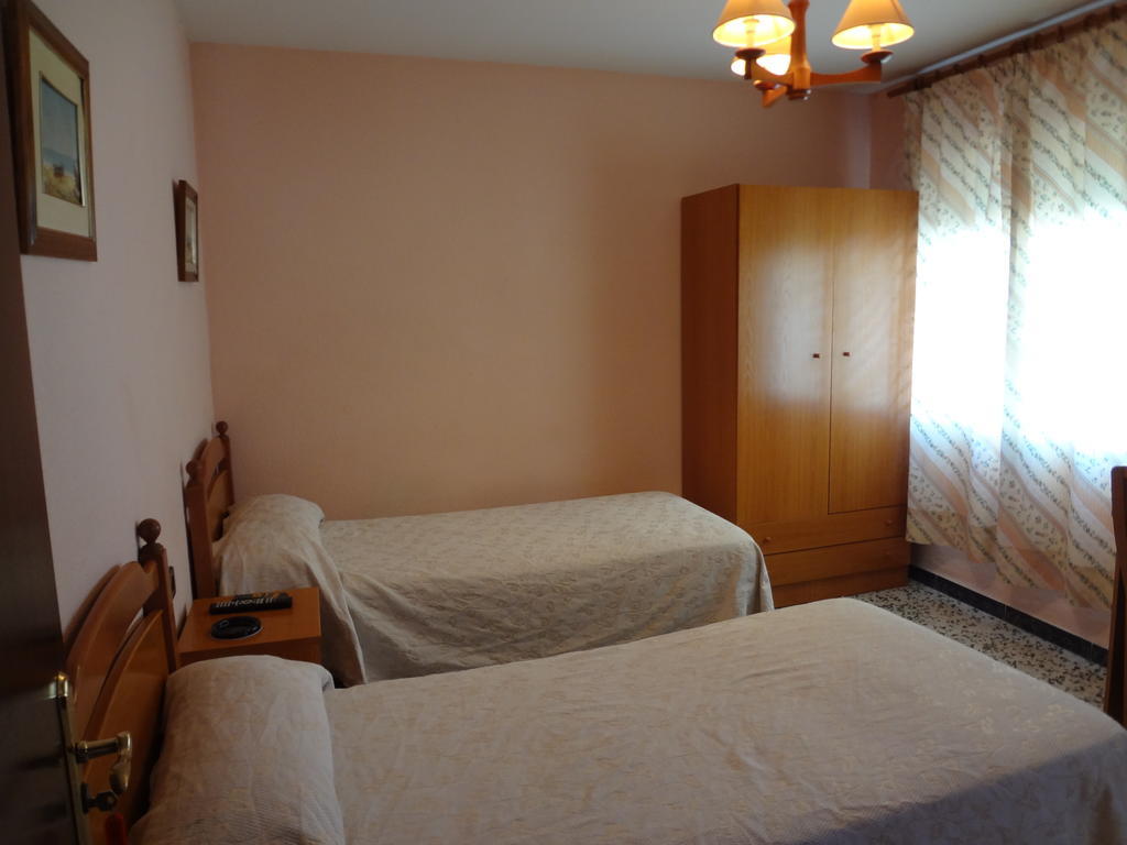 Hostal San Pedro Sanlúcar la Mayor Szoba fotó