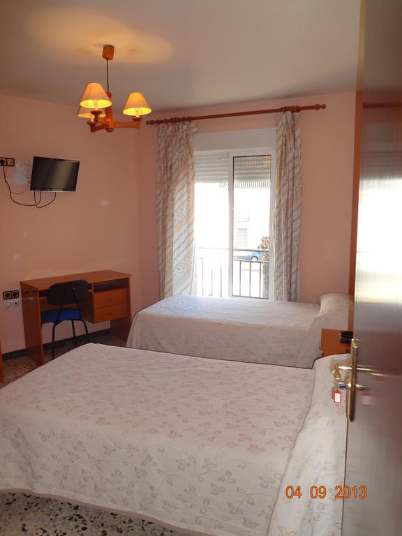 Hostal San Pedro Sanlúcar la Mayor Kültér fotó